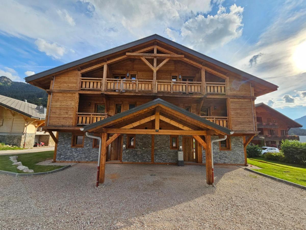 Demi-Chalet Vadel La Panthiaz 15 Pers 5 Chambres Abondance Kültér fotó