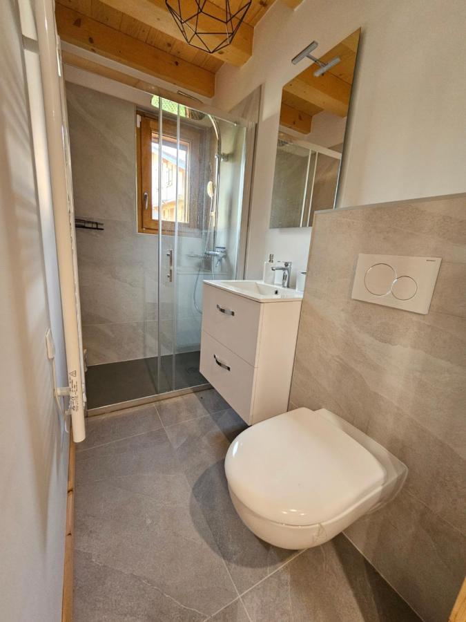 Demi-Chalet Vadel La Panthiaz 15 Pers 5 Chambres Abondance Kültér fotó