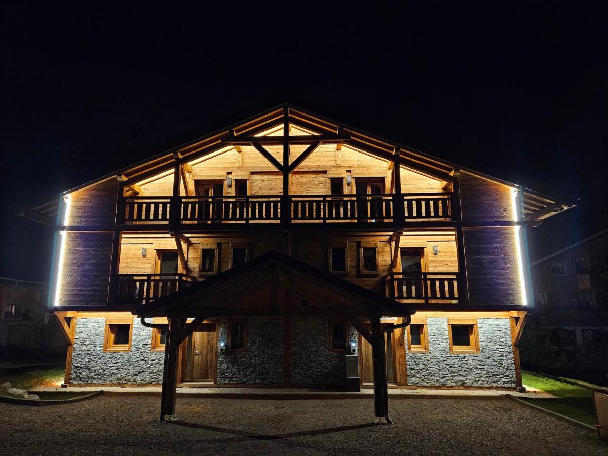 Demi-Chalet Vadel La Panthiaz 15 Pers 5 Chambres Abondance Kültér fotó