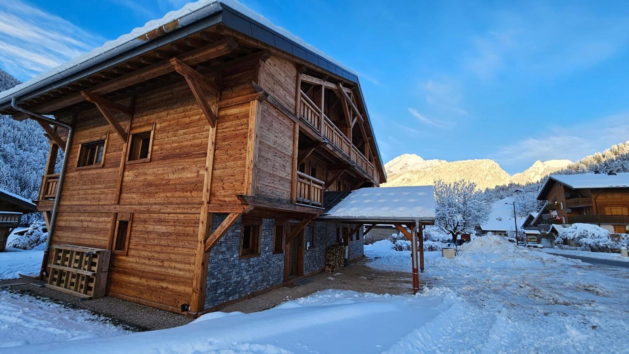 Demi-Chalet Vadel La Panthiaz 15 Pers 5 Chambres Abondance Kültér fotó