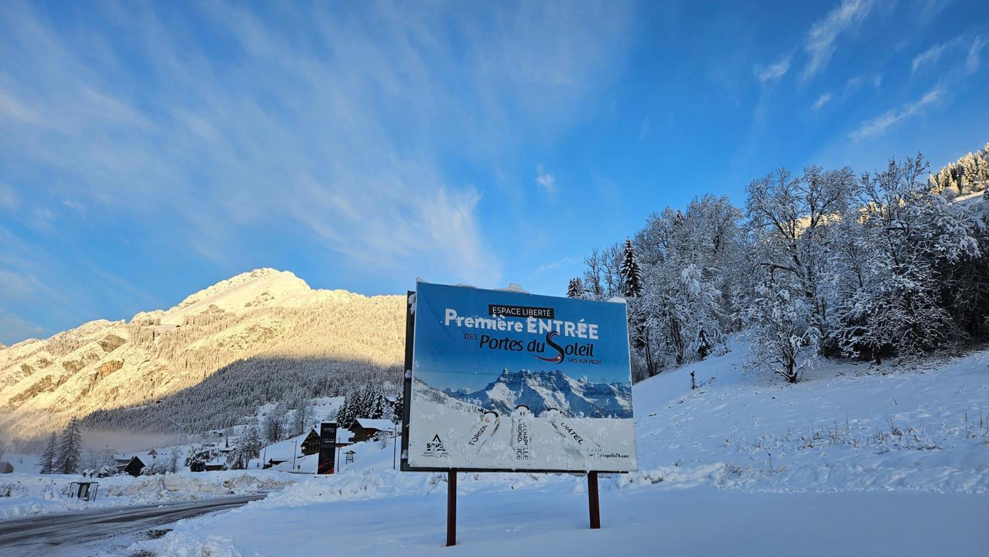 Demi-Chalet Vadel La Panthiaz 15 Pers 5 Chambres Abondance Kültér fotó